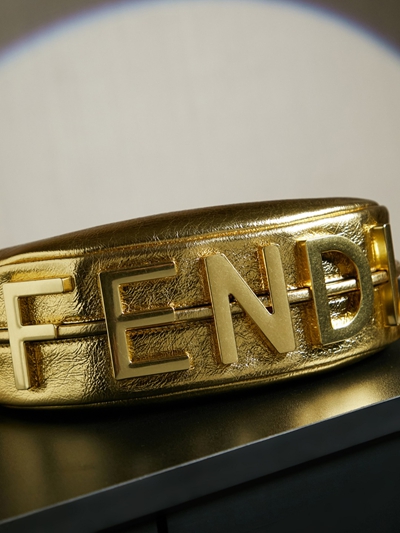 フェンディバッグ細部ディテール